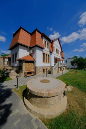 Lauber Villa